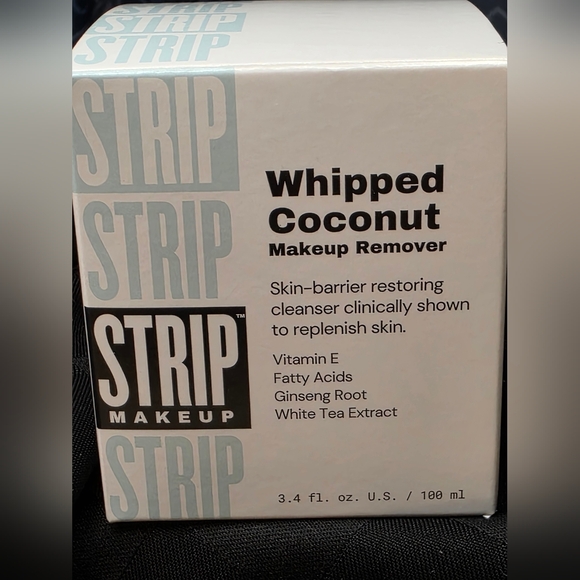 Strip Whipped Coconut Makeup Remover 3.4 fl oz / 100 ml New Vegan Cruelty Free - Picture 1 of 8